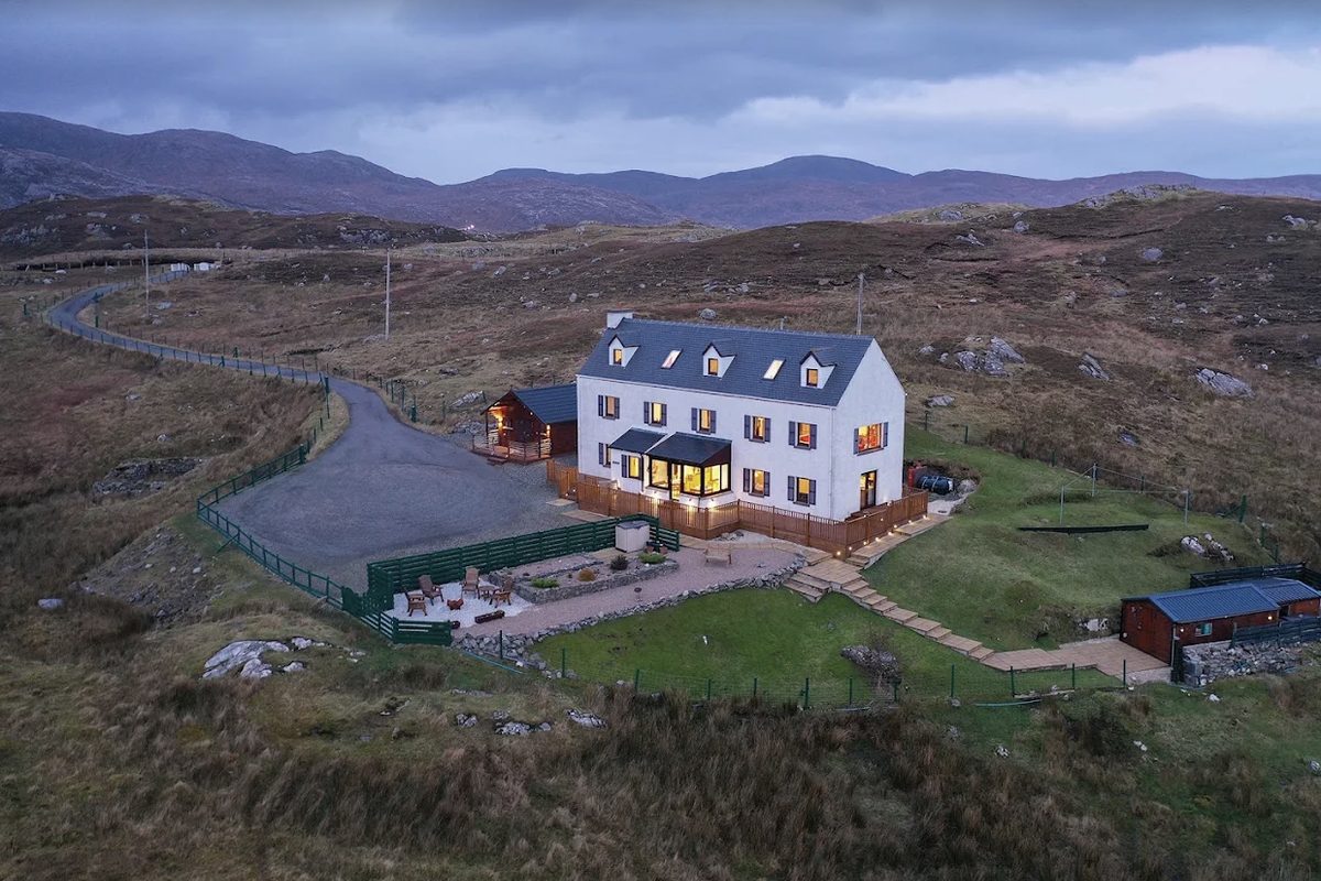 Ceol na Mara guest house overlooking Loch Kindebig near Tarbert, Isle of Harris