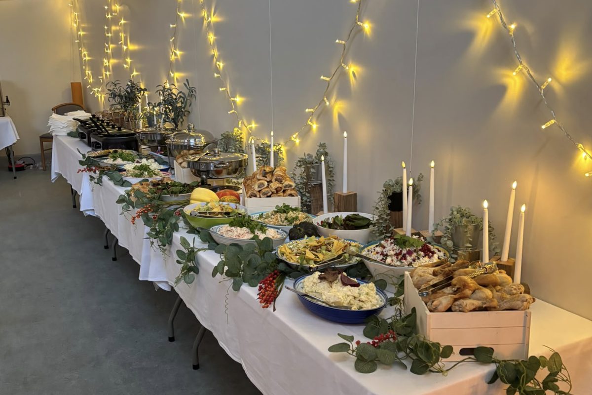 onboard-hebrides-wedding-catering-